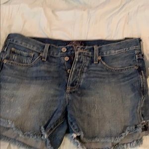 NWT Lucky brand broken inn jean shorts